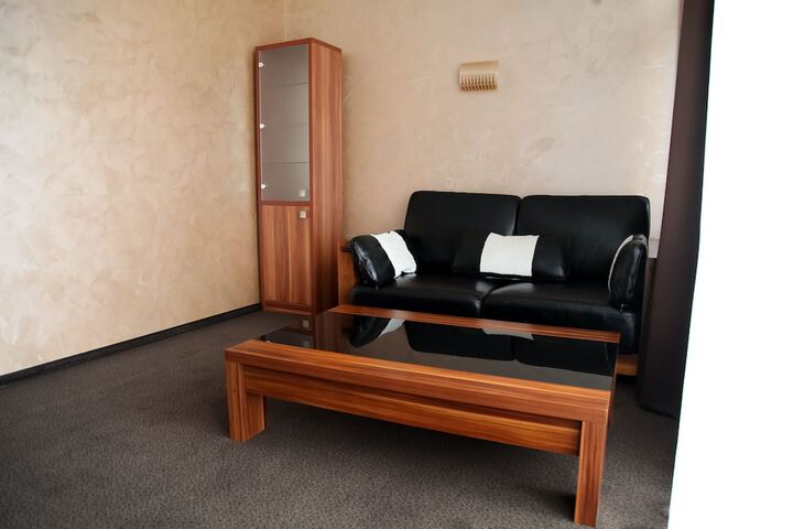 Room 35 of 38