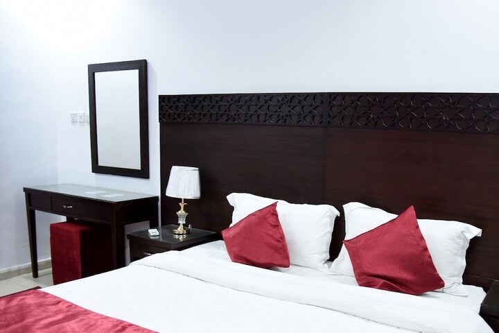 Hotel 53 of 117