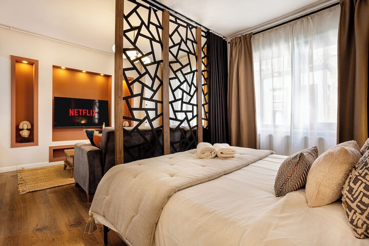 Room 42 of 55