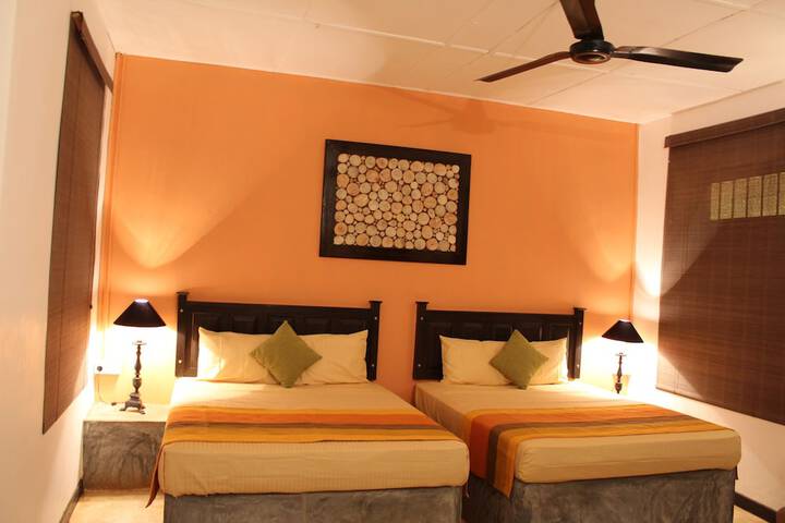 Room 5 of 13