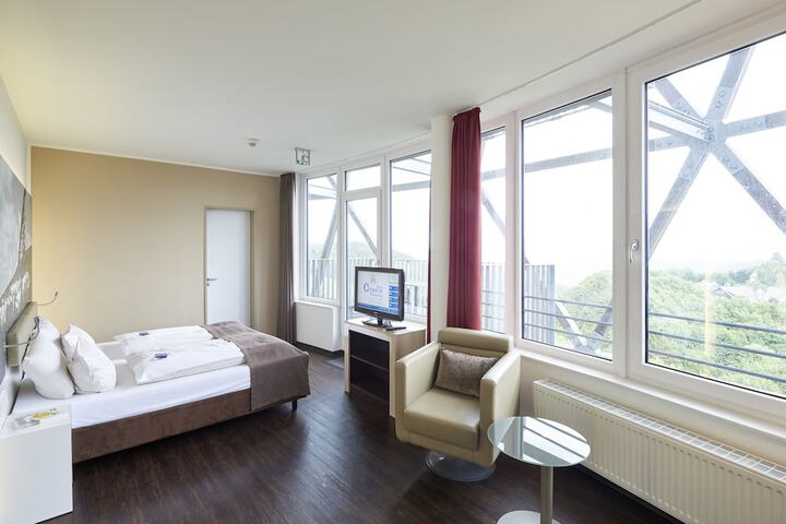 Room 15 of 58
