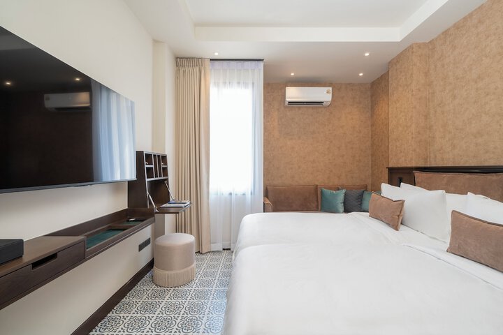 Room 8 of 39