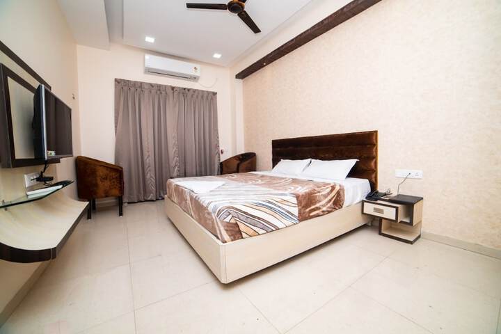 Room 8 of 21