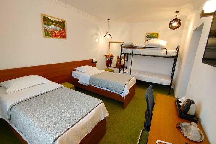Room 5 of 22