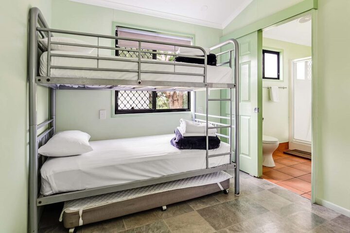 Room 6 of 58