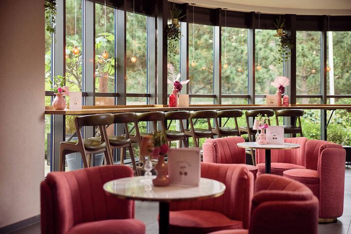 Guest Lobby