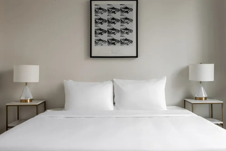 Room 6 of 29