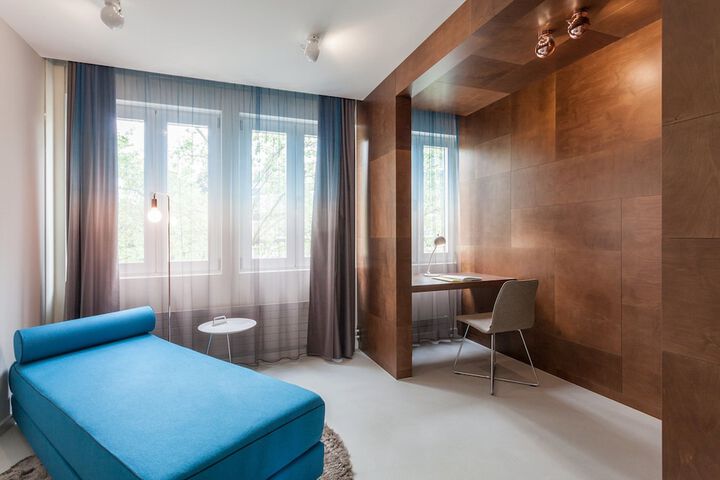 Room 8 of 45