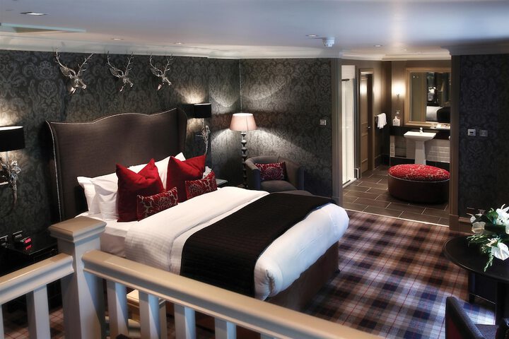 Room 3 of 68