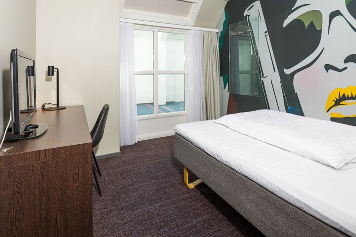 Room 14 of 71