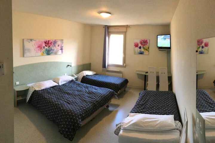 Room 22 of 96