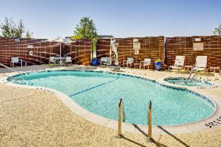 Pool 3 of 35