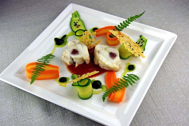 Dining 19 of 31