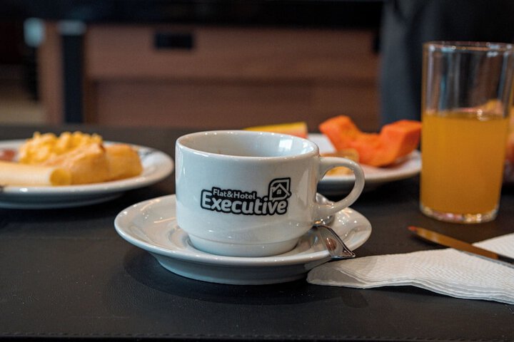 Breakfast/Coffee Service 26 of 35