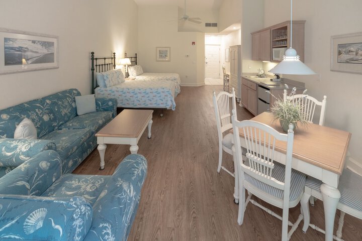 Room 8 of 21