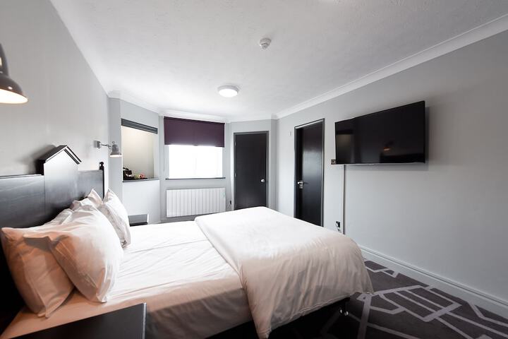 Room 11 of 61