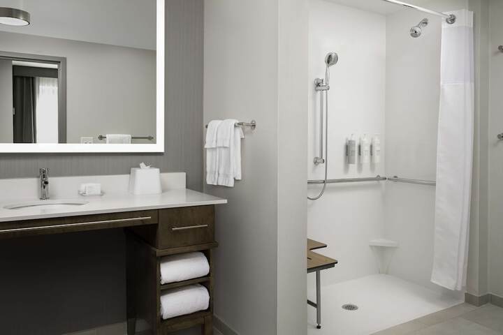 Bathroom shower