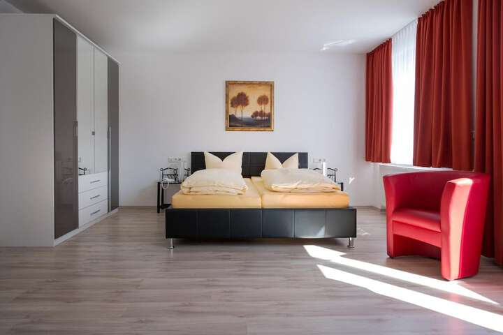 Room 19 of 35