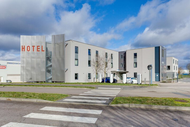 Hotel 84 of 84