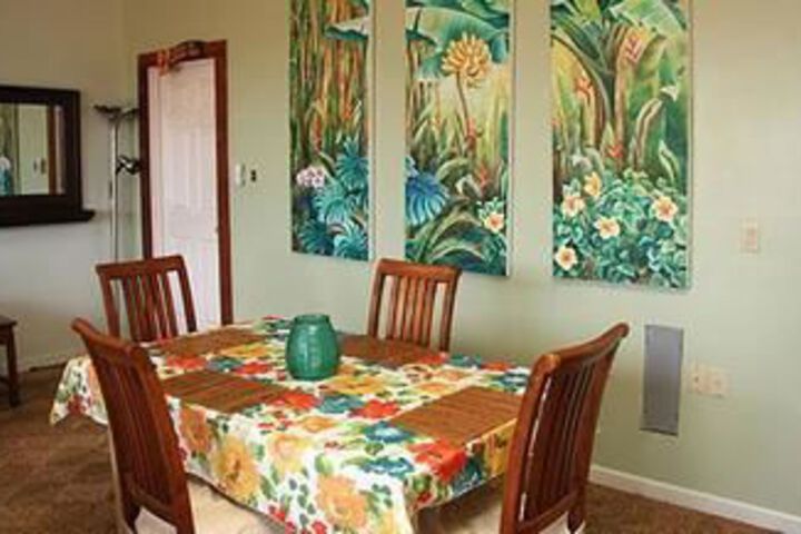 Room 13 of 21