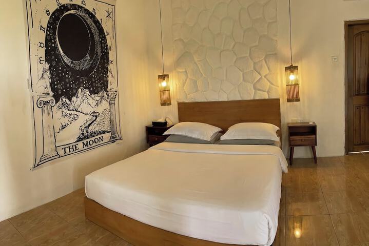Room 7 of 26