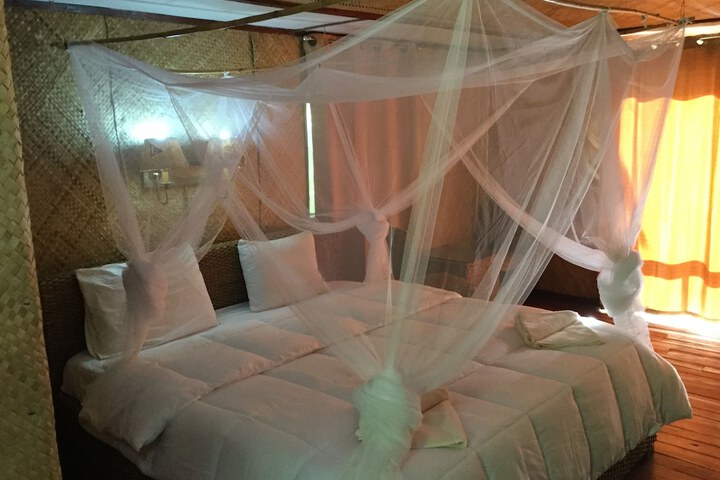 Room 3 of 34