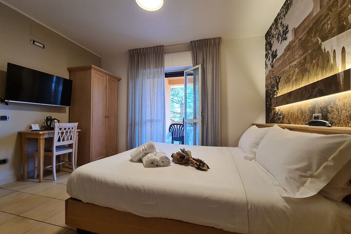 Room 20 of 64