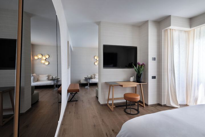 Room 40 of 111