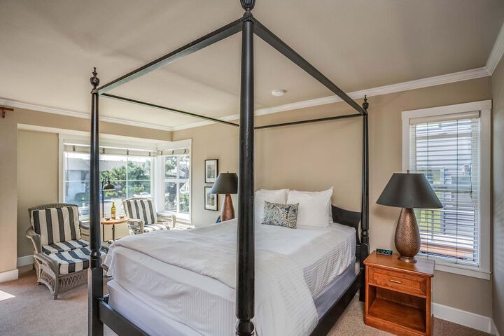Room 35 of 110