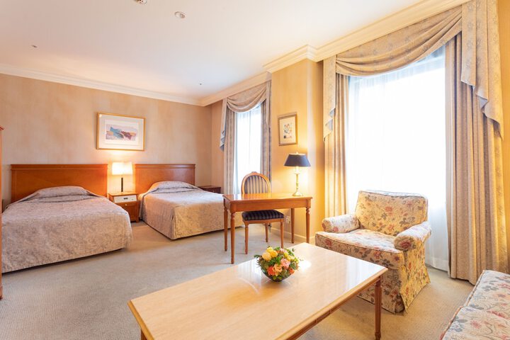 Room 5 of 31