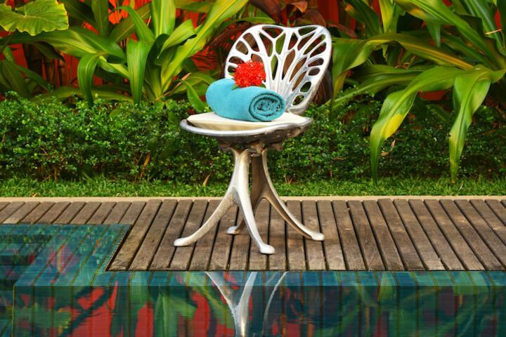 Pool 61 of 140