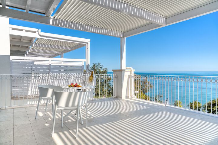 Terrace/Patio 8 of 16