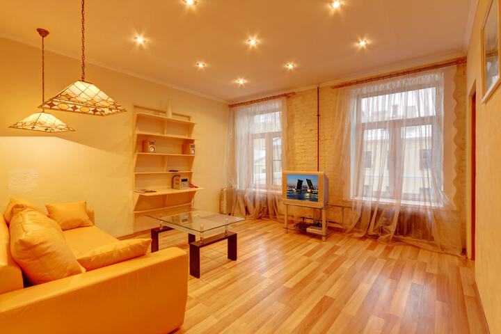 Room 3 of 44