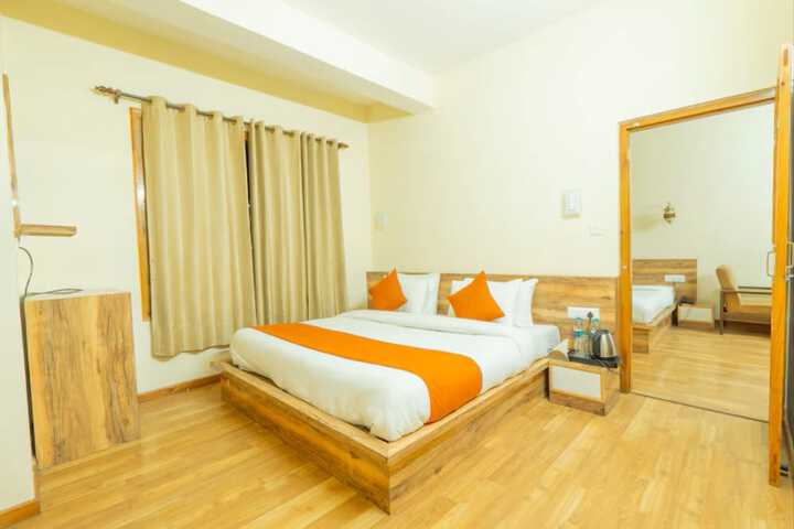 Room 8 of 31
