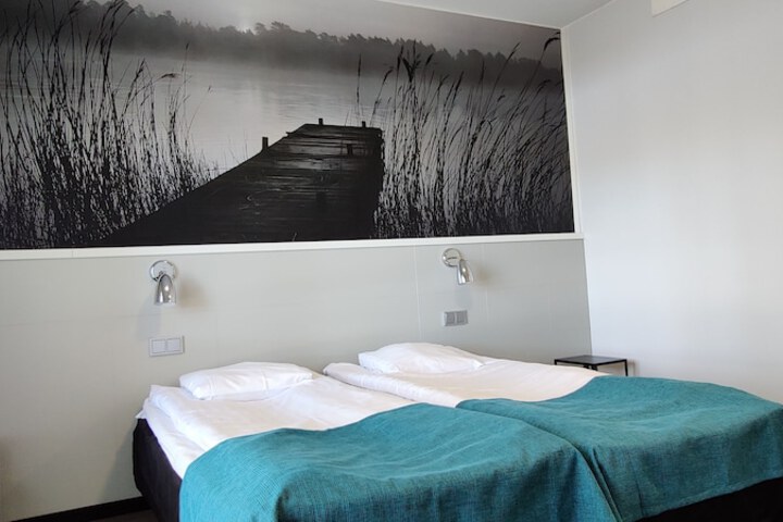 Room 9 of 44