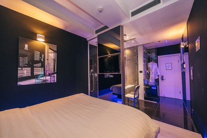 Room 13 of 67