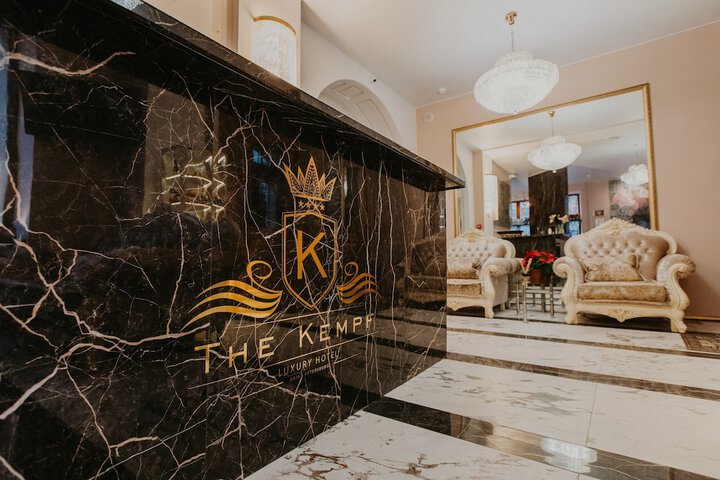 Hotel Interior 10 of 48