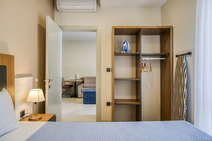 Room 12 of 51