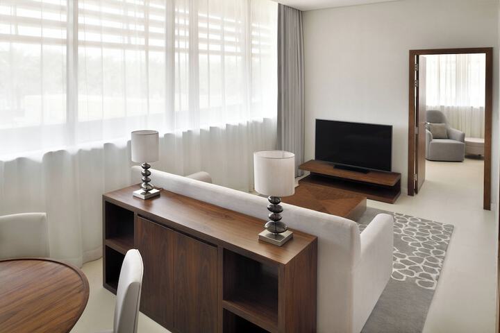 Room 28 of 125