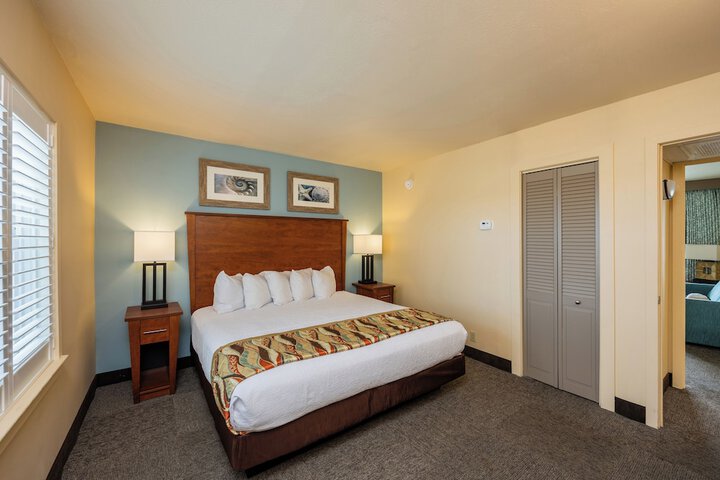 Room 8 of 35