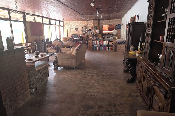 Room 5 of 14