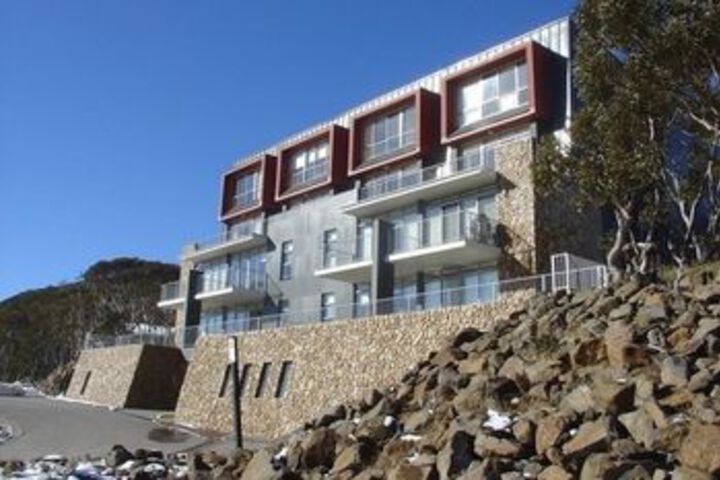 Hotel 4 of 12