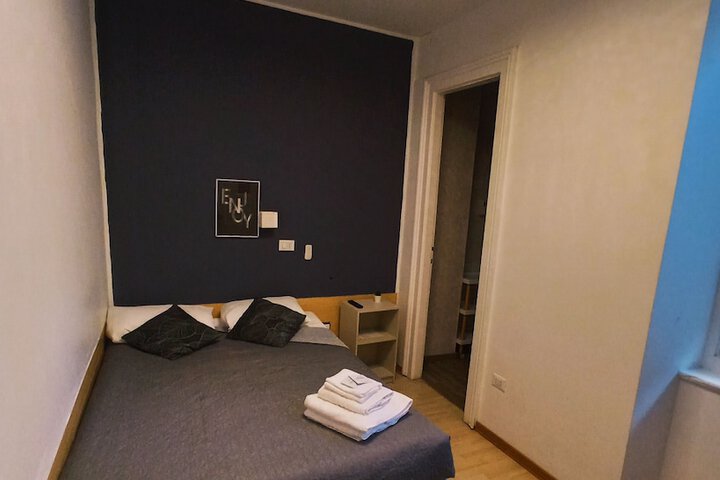 Room 19 of 32