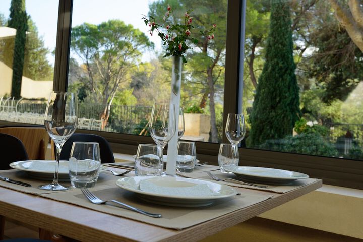 Dining 44 of 70
