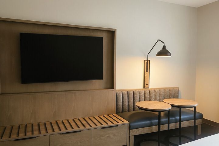 Room 4 of 22