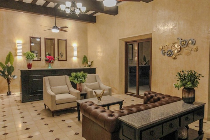 Hotel Interior 6 of 34