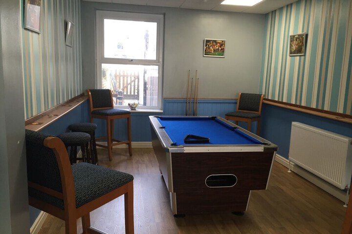 Room 11 of 16