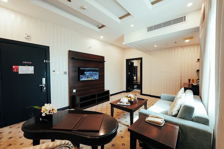 Room 14 of 34