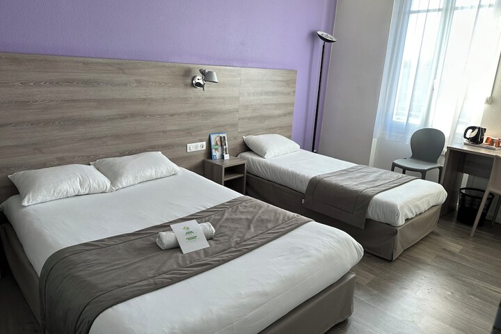 Room 13 of 65