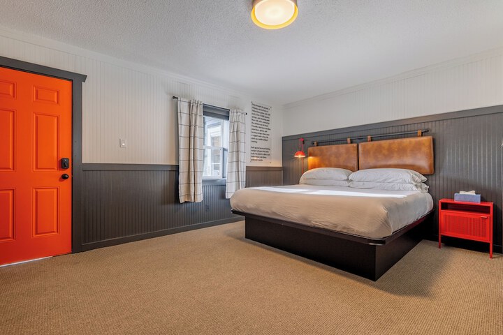 Room 21 of 60